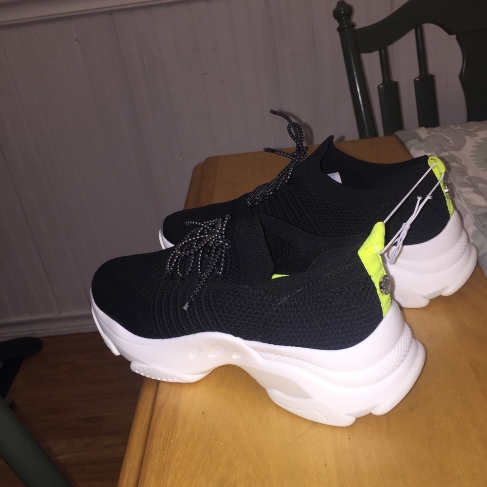 Steve Madden sneakers